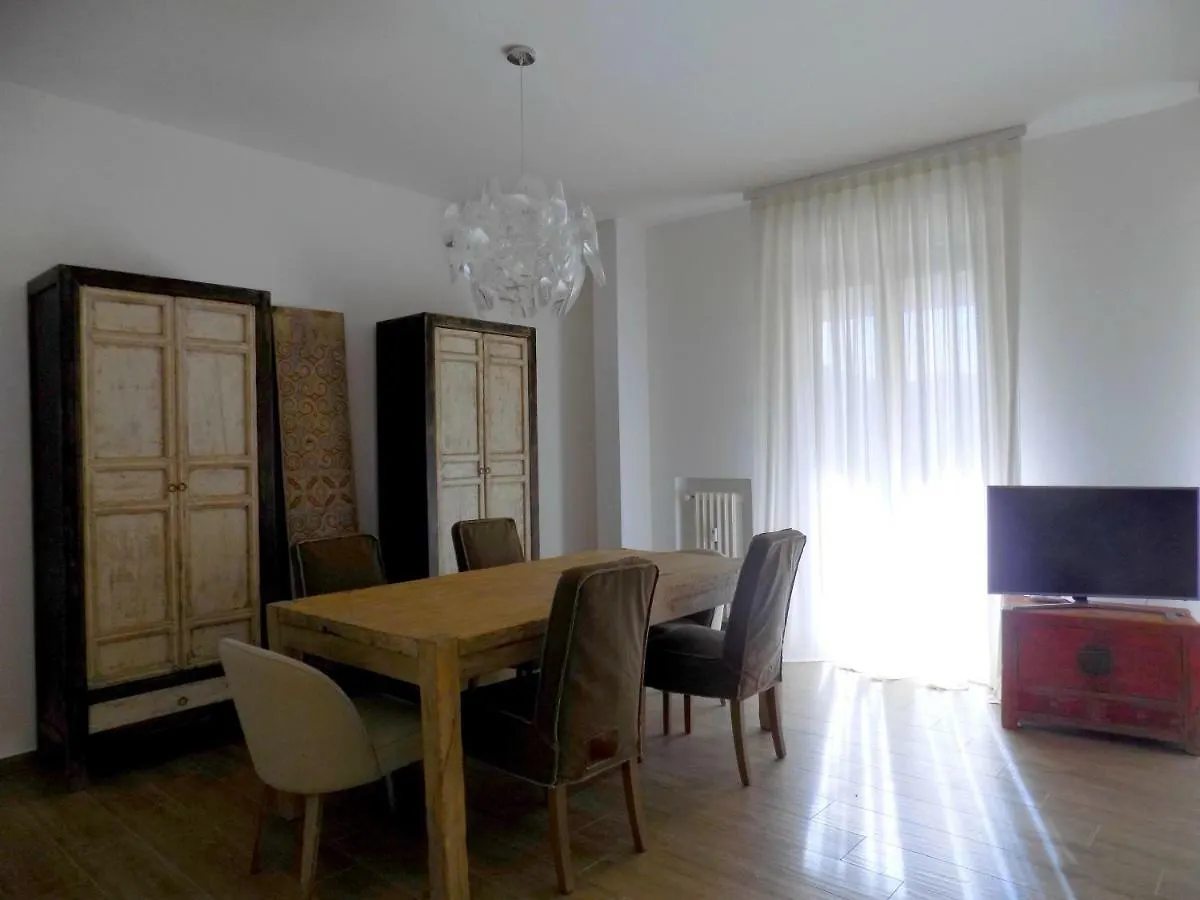 Suite 77 Bari Apartamento